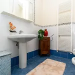 Vacation With 3 Separate And Private Parking *