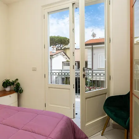 Apartment Vacation With 3 Separate And Private Parking Marina di Pietrasanta