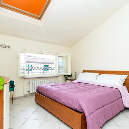 Apartment Vacation With 3 Separate And Private Parking *