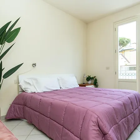 Apartment Vacation With 3 Separate And Private Parking Marina di Pietrasanta