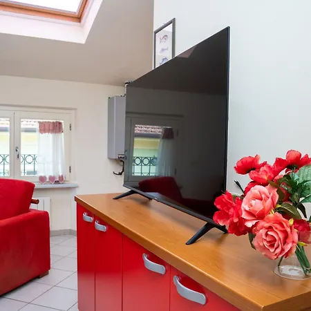 Apartment Vacation With 3 Separate And Private Parking *