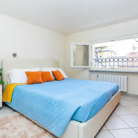 Vacation With 3 Separate And Private Parking * مارينا دي بييتراسانْت