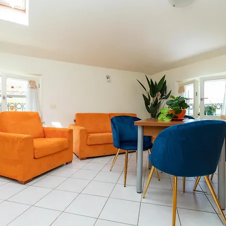 Vacation With 3 Separate And Private Parking * Marina di Pietrasanta